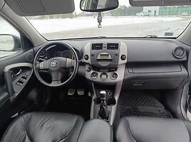 Toyota RAV4 2006 г Внедорожник / Кроссовер