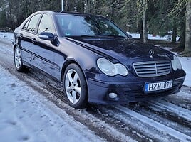 Mercedes-Benz C 220 2004 г Седан