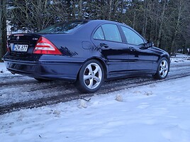 Mercedes-Benz C 220 2004 г Седан