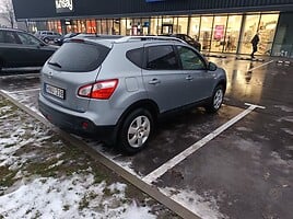 Nissan Qashqai 2010 y Off-road / Crossover