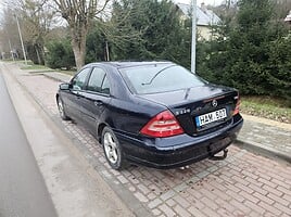 Mercedes-Benz C 220 2004 г Седан