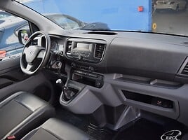 Toyota Proace 2017 m Komercinis auto(su būda)