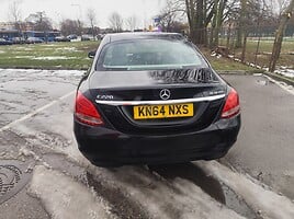 Mercedes-Benz C 220 2015 m dalys