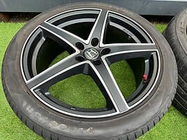 Honda Siunciam, 8J ET35 light alloy R19 rims