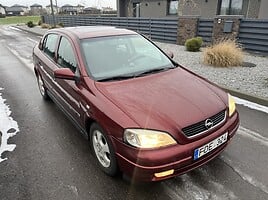 Opel Astra 2000 y Hatchback