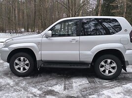 Toyota Land Cruiser 2004 г Внедорожник / Кроссовер