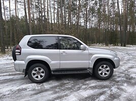 Toyota Land Cruiser 2004 г Внедорожник / Кроссовер