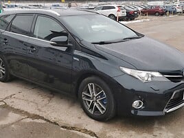 Toyota Auris II Universalas 2014