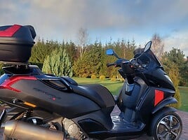 Peugeot Metropolis 2018 m Triratis motociklas