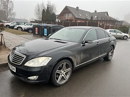 Mercedes-Benz S 320 2007 y Sedan