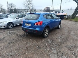 Nissan Qashqai 2008 г Внедорожник / Кроссовер