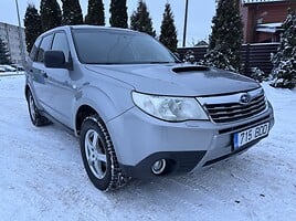 Subaru Forester 2011 y Off-road / Crossover