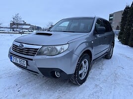 Subaru Forester 2011 y Off-road / Crossover