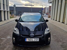 Toyota Prius 2010 y Hatchback