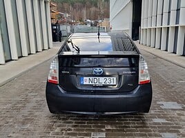 Toyota Prius 2010 y Hatchback