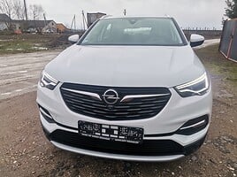 Opel Grandland X 2019 y Off-road / Crossover