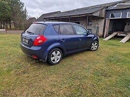 Kia Cee'd 2009 г запчясти