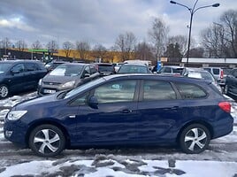 Opel Astra 2011 г Универсал