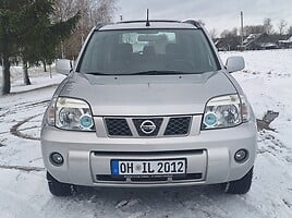 Nissan X-Trail 2004 y Off-road / Crossover