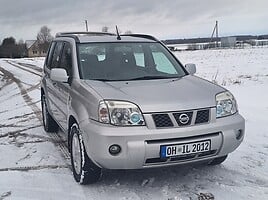 Nissan X-Trail 2004 y Off-road / Crossover