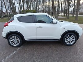 Nissan Juke 2012 г Внедорожник / Кроссовер