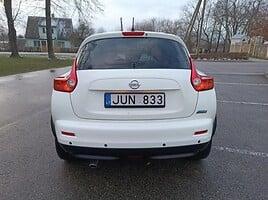 Nissan Juke 2012 г Внедорожник / Кроссовер