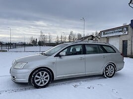 Toyota Avensis 2004 г Универсал