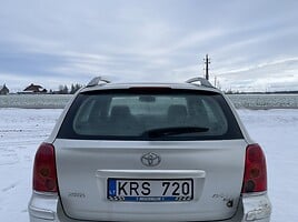 Toyota Avensis 2004 г Универсал