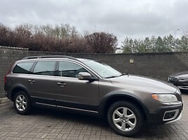 Volvo XC70 4WD MOMENTUM 2010 y