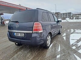 Opel Zafira 2006 m Vienatūris