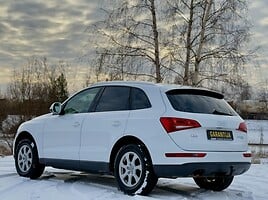 Audi Q5 2010 г Внедорожник / Кроссовер