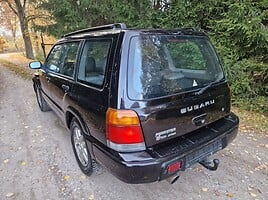 Subaru Forester 2001 y Off-road / Crossover