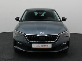 Skoda SCALA 2019 y Hatchback