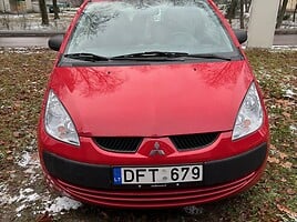 Mitsubishi Colt 2007 y Hatchback