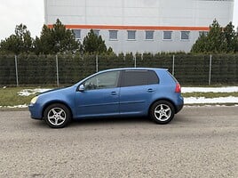 Volkswagen Golf 2004 y Sedan