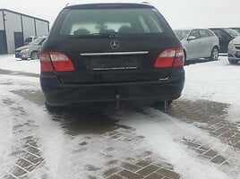 Mercedes-Benz E 220 CDI 2004 y