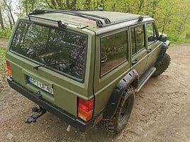 Jeep Cherokee 1992 г Внедорожник / Кроссовер