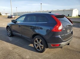 Volvo XC60 2013 y Off-road / Crossover