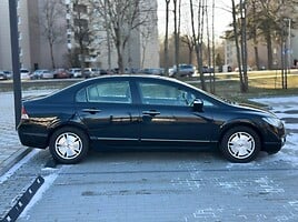 Honda Civic 2008 г Седан