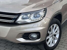 Volkswagen Tiguan 2015 г Внедорожник / Кроссовер