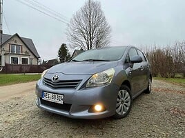 Toyota Verso Vienatūris 2009