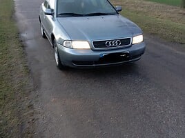 Audi A4 1998 m Sedanas