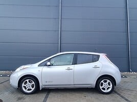 Nissan Leaf 2013 г Хэтчбек