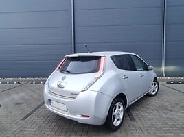 Nissan Leaf 2013 г Хэтчбек