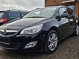 Opel Astra Universalas 2011