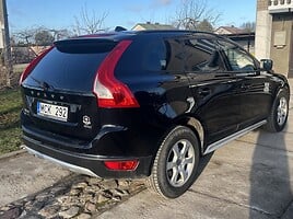 Volvo XC60 2010 г Внедорожник / Кроссовер