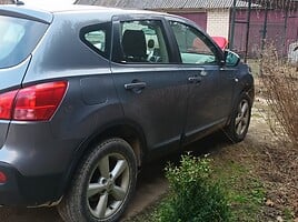 Nissan Qashqai 2008 г Внедорожник / Кроссовер