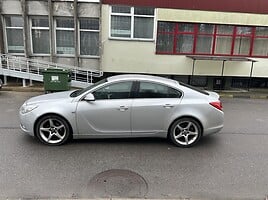 Opel Insignia 2012 y Hatchback