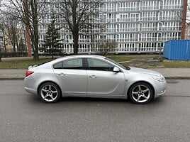 Opel Insignia 2012 y Hatchback