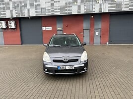 Toyota Corolla Verso 2007 y Van